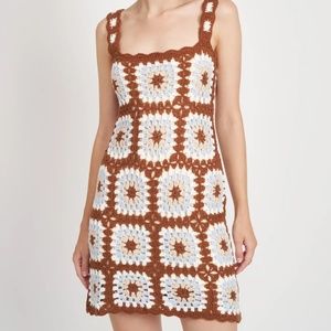 NWT En Saison crochet mini dress- size small